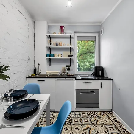 Powisle - Balcony, Workspace - By Rentujemy