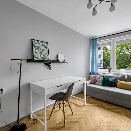 Powisle - Balcony, Workspace - By Rentujemy