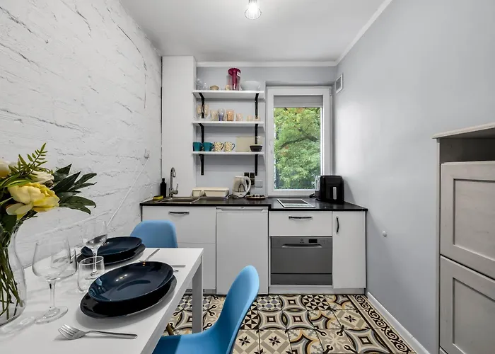 Powisle - Balcony, Workspace - By Rentujemy