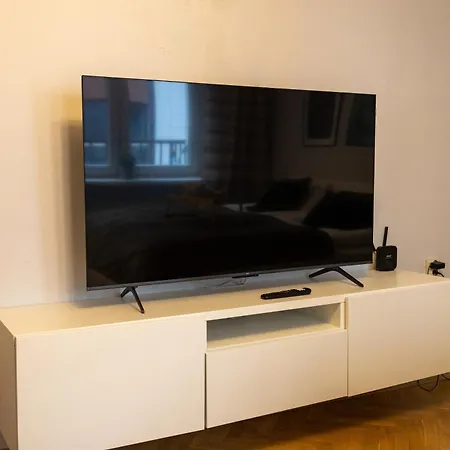 Powisle - Balcony, Workspace - By Rentujemy